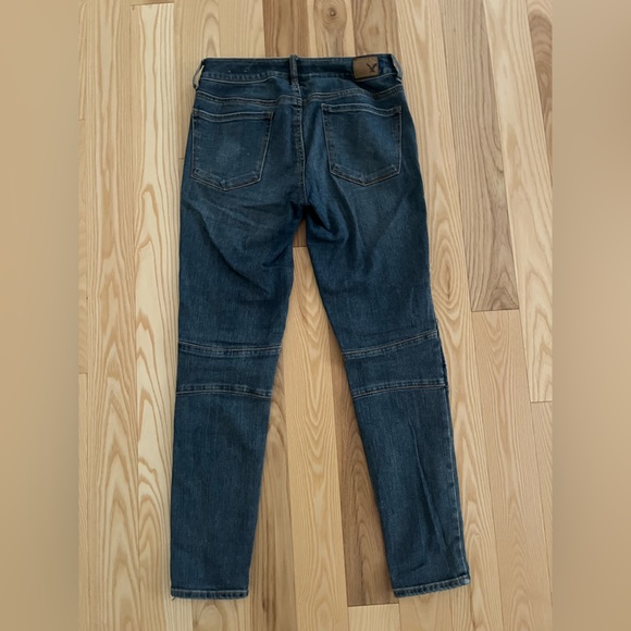American Eagle Blue Skinny Jeans - Picture 2 of 3